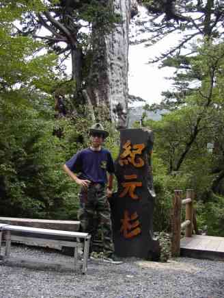 �I�����A��ԏ�̕����͂�Ă���悤�Ɍ����邪�A���h�ɐ����Ă���B